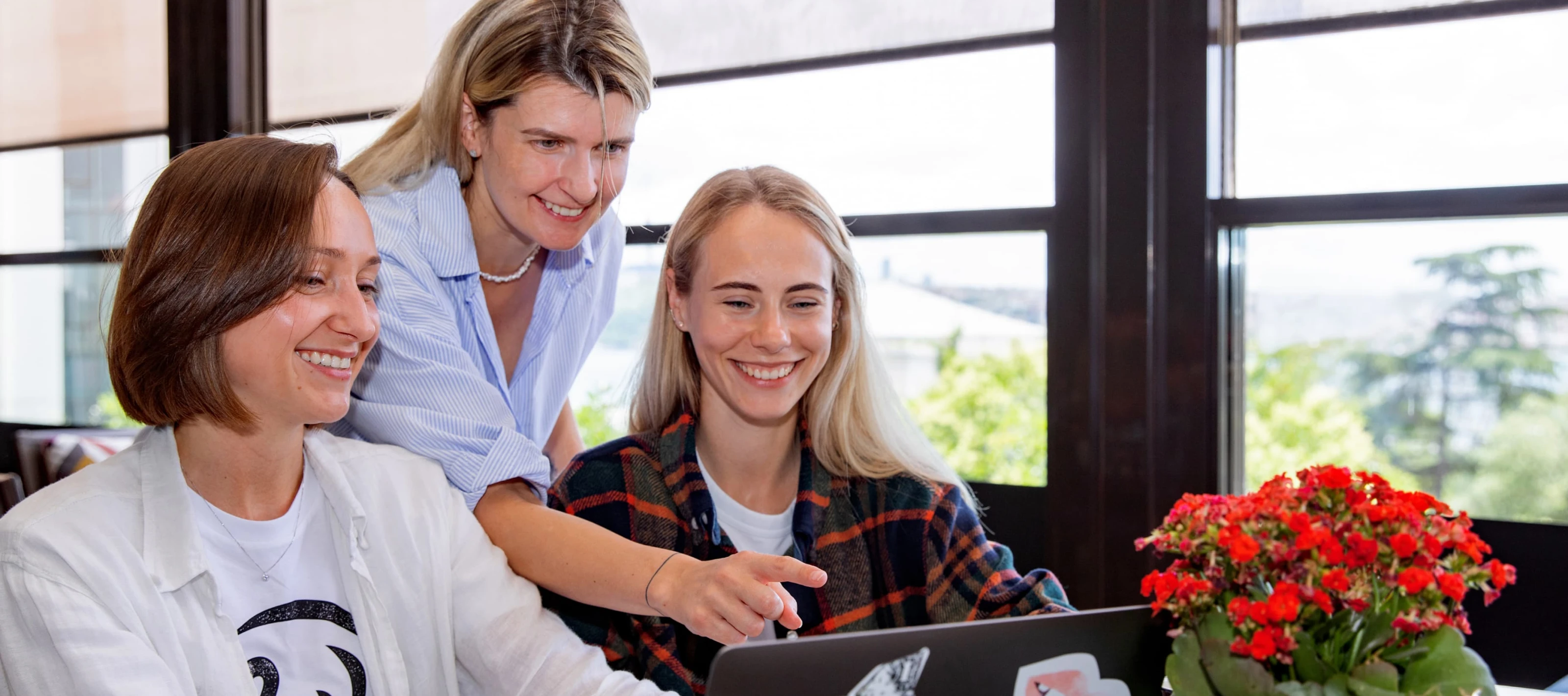 What are catch-all emails and how to manage them